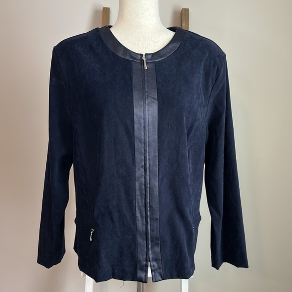 Sag Harbor Navy Blue Suit Jacket Blazer with Satiny Details Size 18 in GUC